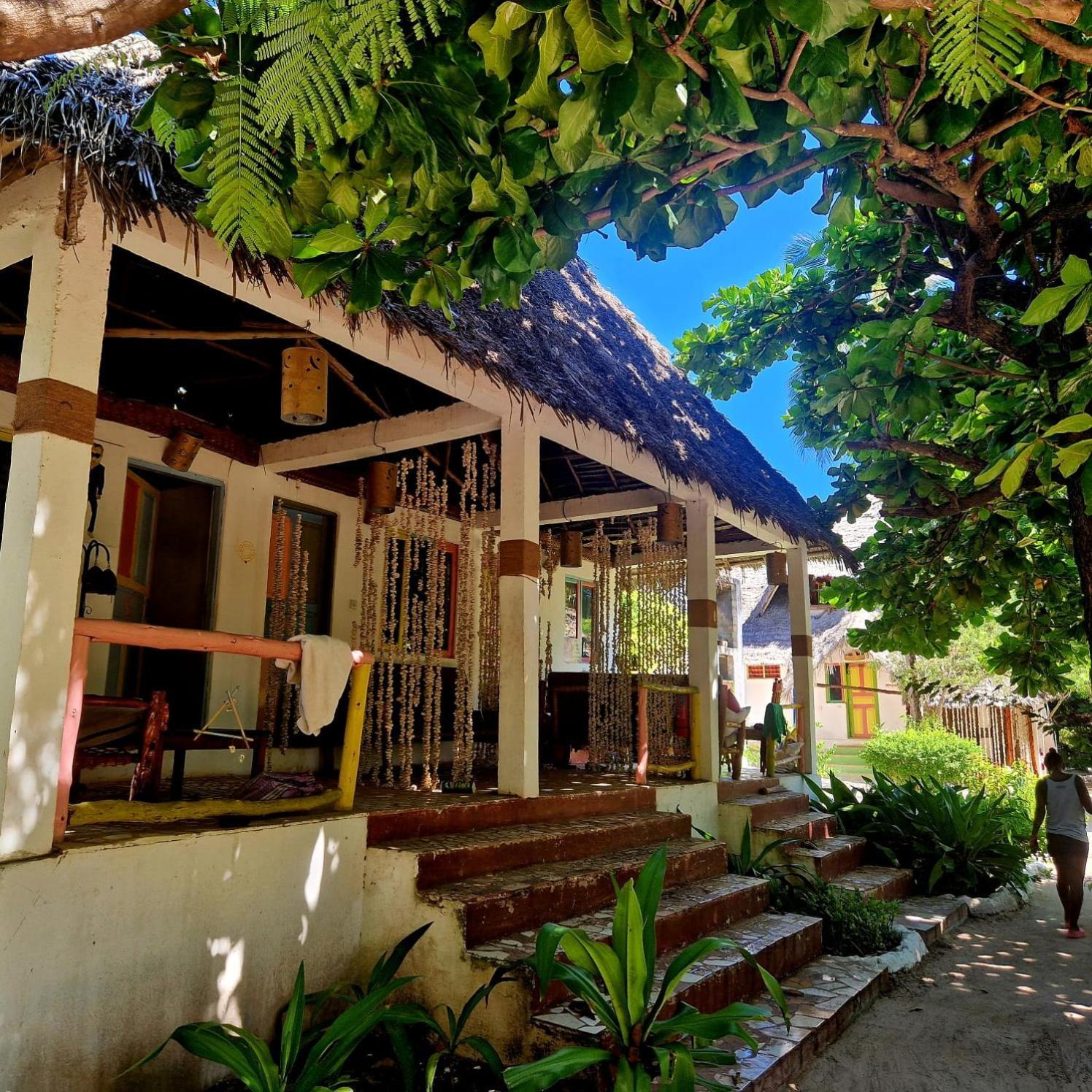 Fontaine Garden Village מלון 3*